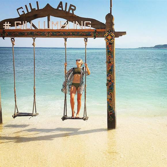 Meet your Posher, Roselle - Picture 1 of 1